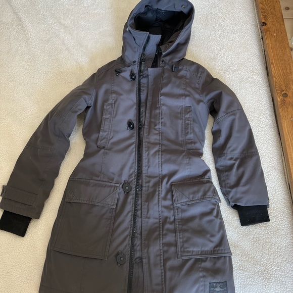 TNA Bancroft Parka - Picture 1 of 8